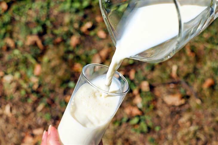 5 Alimentos lácteos seguros para quem é sensível à lactose