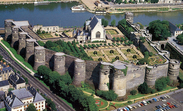 castelos, França