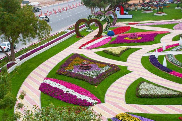 O jardim que mais parece um paraíso Al Ain