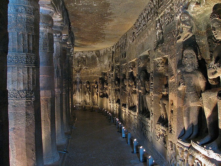As Antigas e Magníficas Cavernas de Ajanta