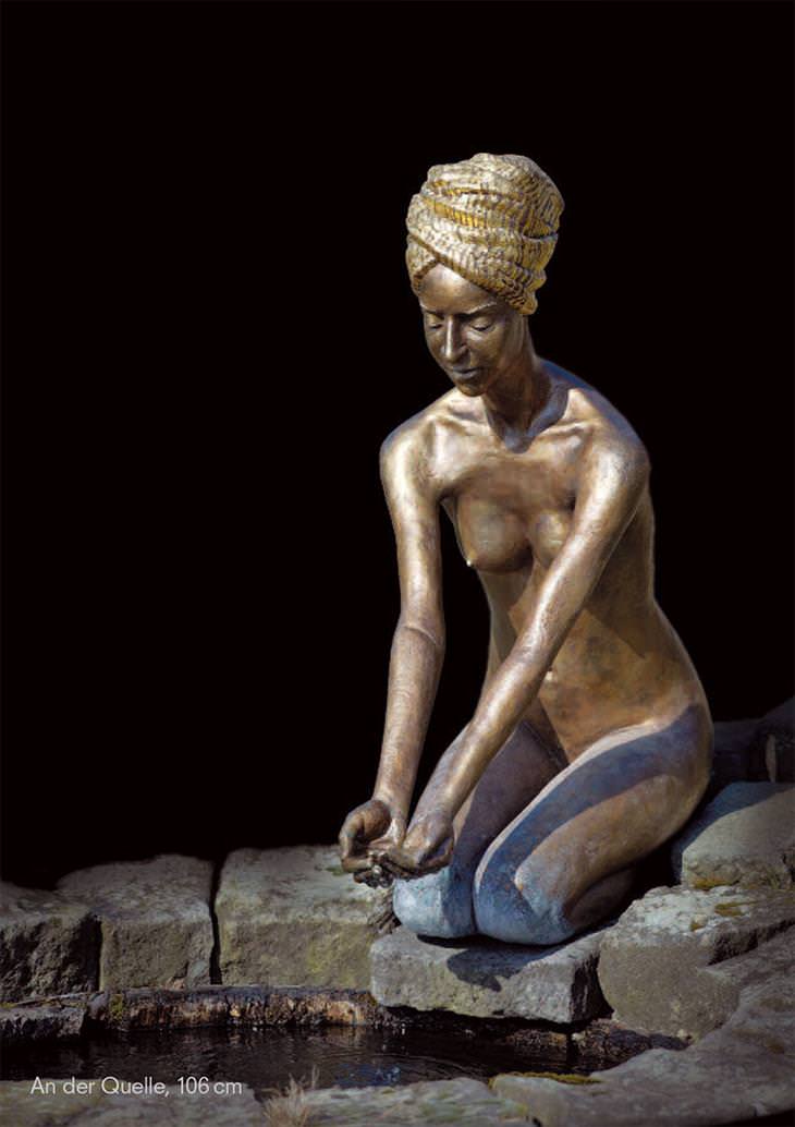 Esculturas de bronze da artista Małgorzata Chodakowska