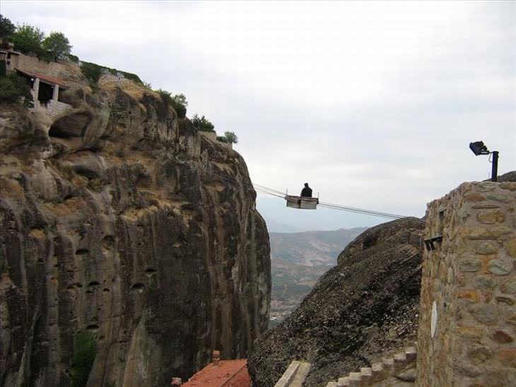 os mosteiros de metéora na grécia