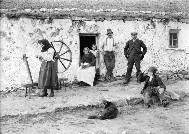 Estas fotografias antigas mostram mudanças importantes na Irlanda