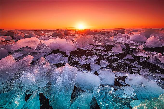 gelo no mar da Islândia