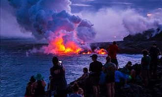 vulcão em erupção no Havaí