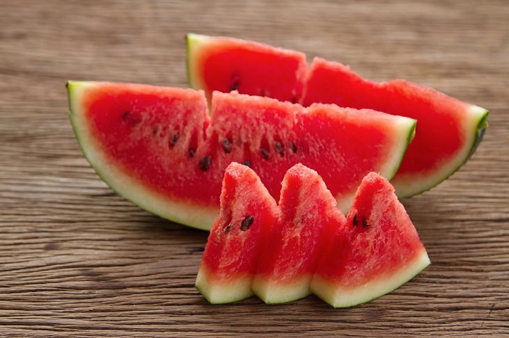 7 Dicas para escolher a melancia perfeita na feira