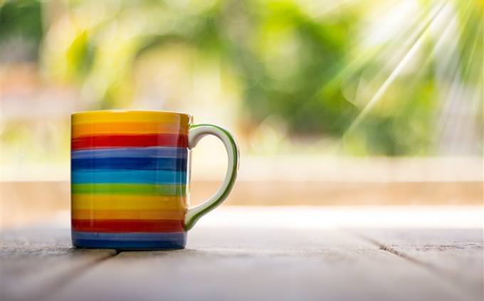 xícara colorida