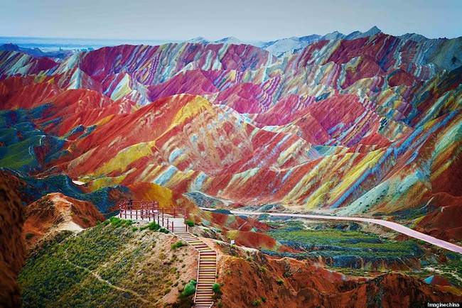 12 Presentes da Natureza - Montanhas do arco-íris