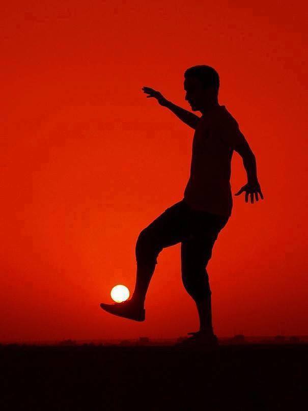 Fotos tiradas na hora certa futebol com sol
