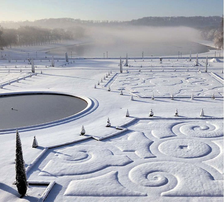 Impressionantes esculturas acidentais de neve 