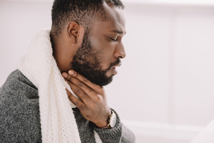 14 Sintomas de estresse que merecem atenção homem com gripe