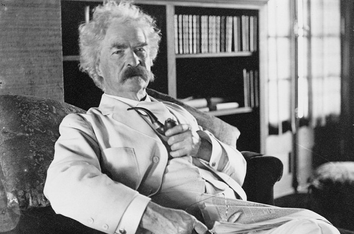  Mark Twain previu sua morte?