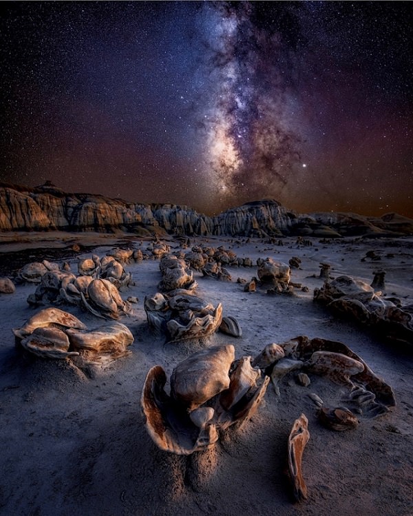 Best and colorful photographs of the Milky Way taken from different locations around the world, provided by Capture the Atlas editor Dan Zafra, “Alien Eggs” by Debbie Heyer, taken at the Badlands of New Mexico, USA