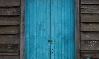Porta azul
