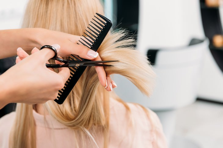 10 Mitos que danificam seu cabelo