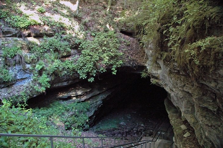 10 mais belas cavernas nos EUA  Mammoth Cave, Kentucky