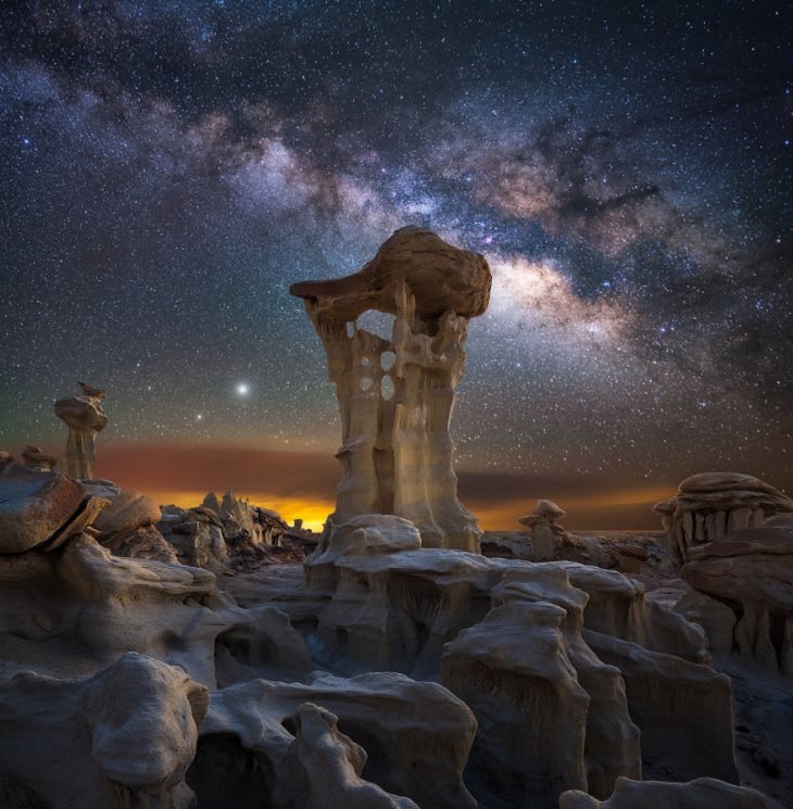 Astronomy photographs of the night sky and nightscapes by Marcin Zajac, strange rock formation in Ah-Shi-Sle-Pah Wilderness of the San Juan basin, with the milky way. Alien Throne