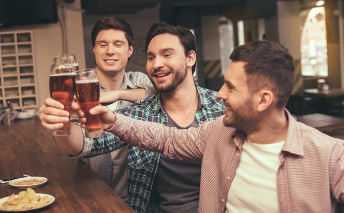 Teste de Relacionamento Tóxico: Homens no Bar