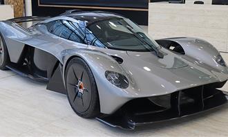 Teste de Herói de Ação: Aston Martin