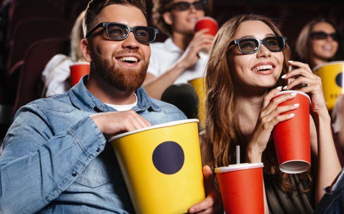 Que fenômeno natural reflete quem você é: As pessoas estão assistindo a um filme no cinema