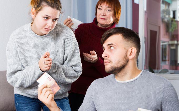 Qual é a lenda que conta a história da sua vida: Uma mulher pede dinheiro a um homem