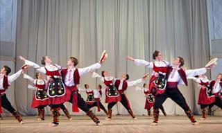 Dança Sérvia, com o Balé de Igor Moiseyev
