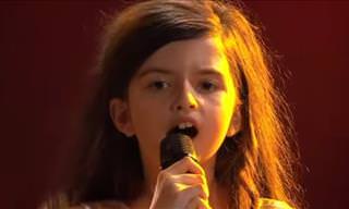 Assista: Ela só tem 8 anos mas canta como uma grande diva!