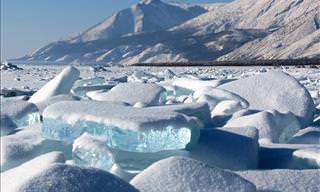 As Belezas Estonteantes do Lago Baikal Congelado