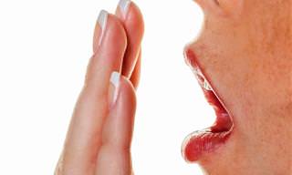 5 Tratamentos para eliminar o mau hálito causado por cáseos