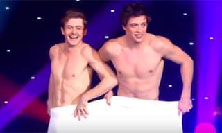 Vídeo: Dois homens e duas toalhas, o que será que acontece?